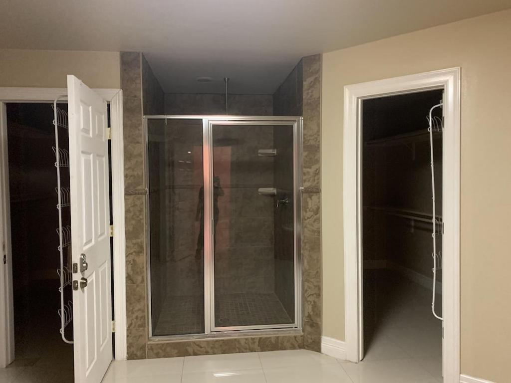 Brownsville Comfort 2 Bedroom 1 Bath , Spacious Kitchen And Outdoor Home Esterno foto