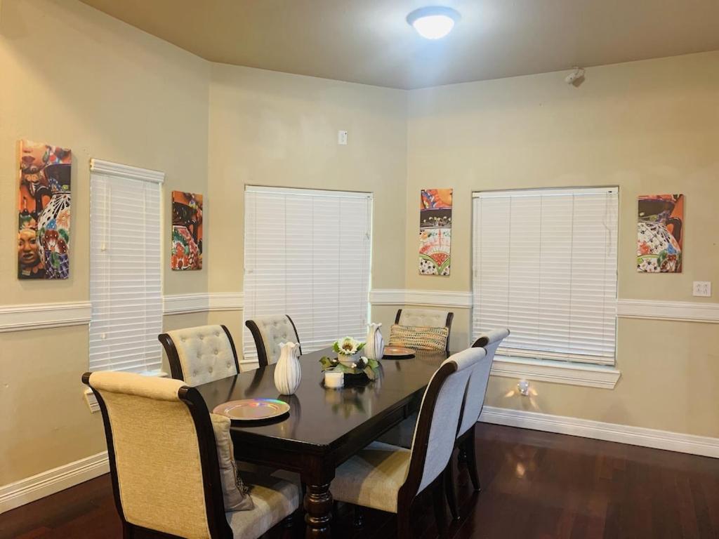 Brownsville Comfort 2 Bedroom 1 Bath , Spacious Kitchen And Outdoor Home Esterno foto