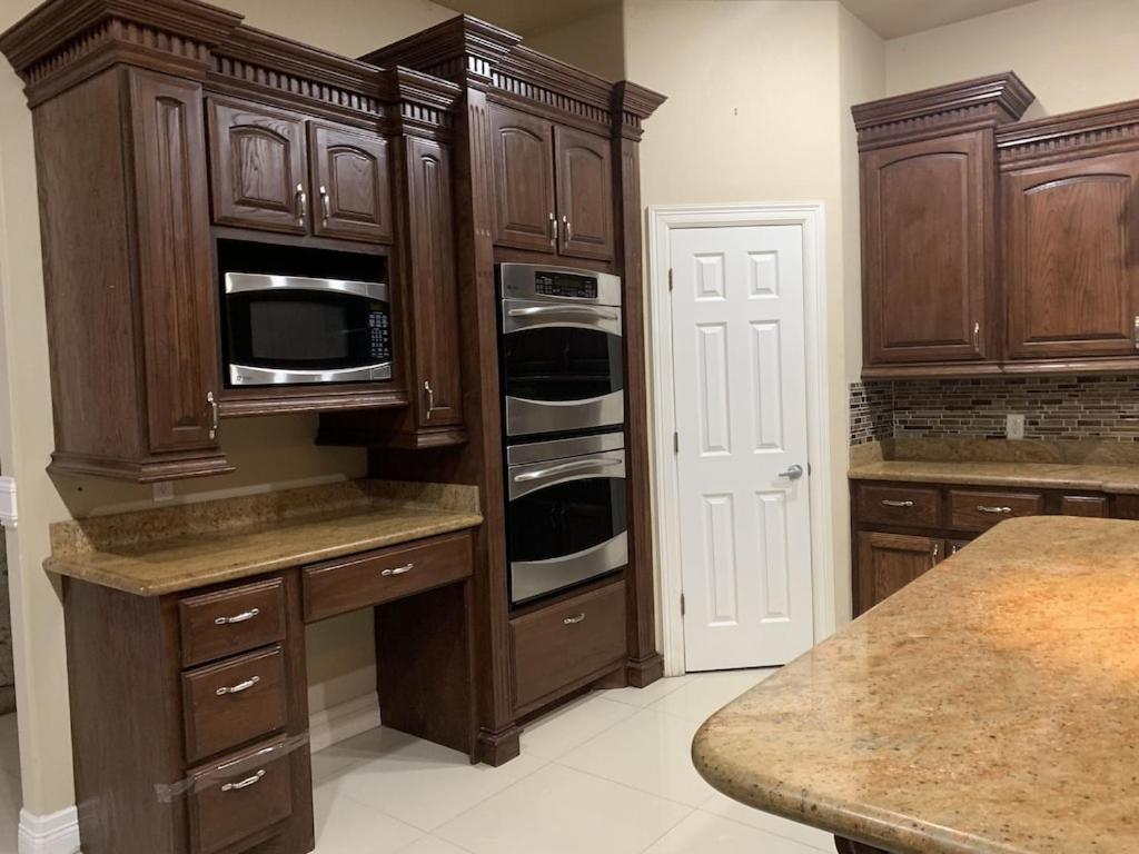 Brownsville Comfort 2 Bedroom 1 Bath , Spacious Kitchen And Outdoor Home Esterno foto