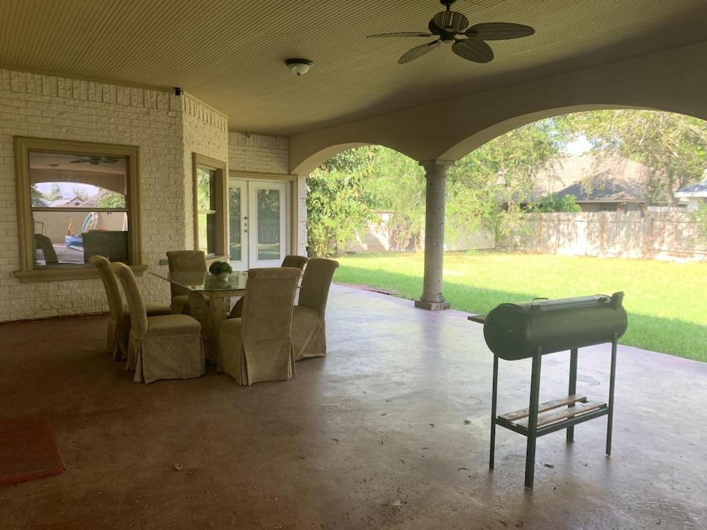 Brownsville Comfort 2 Bedroom 1 Bath , Spacious Kitchen And Outdoor Home Esterno foto