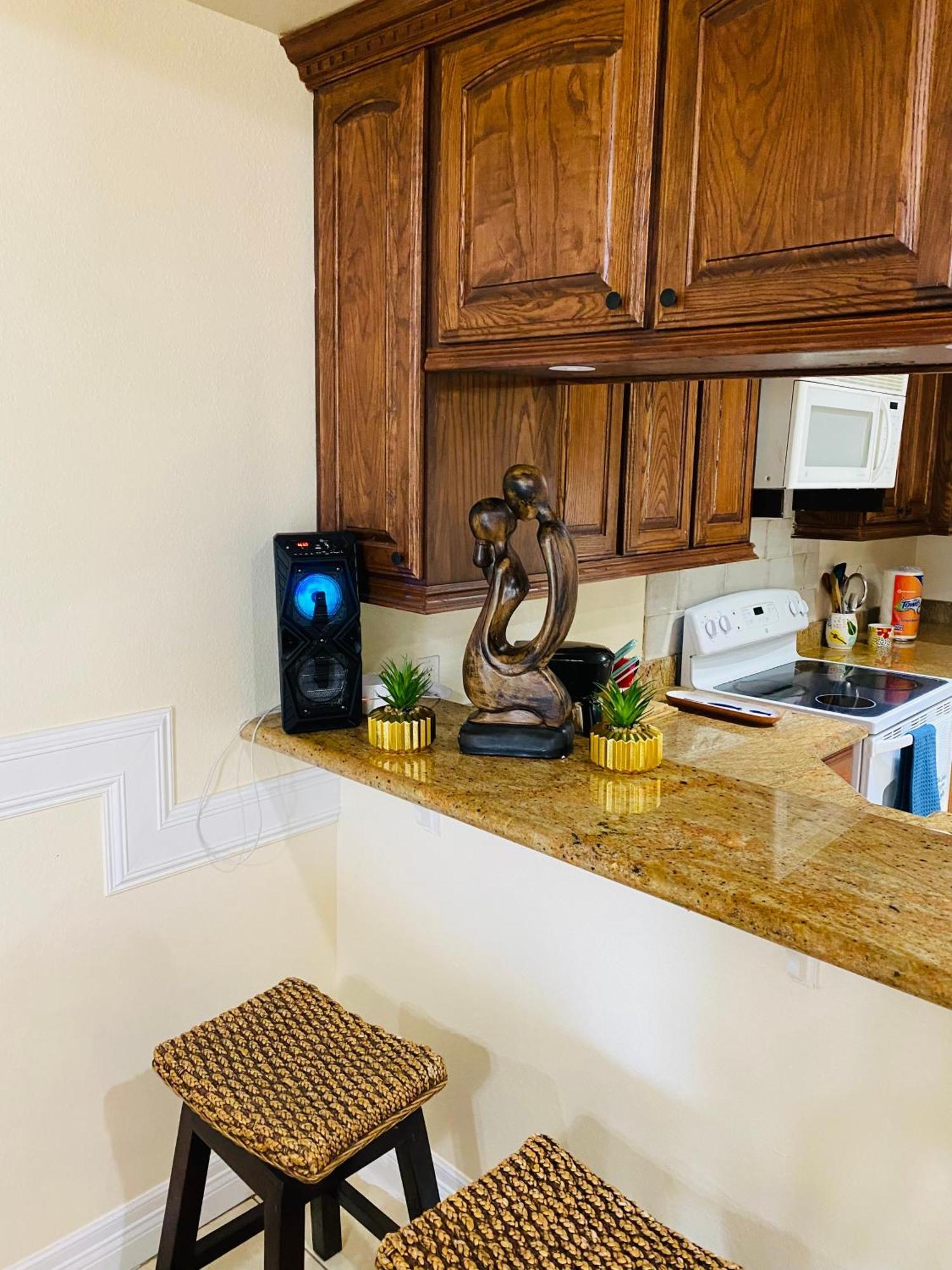 Brownsville Comfort 2 Bedroom 1 Bath , Spacious Kitchen And Outdoor Home Esterno foto